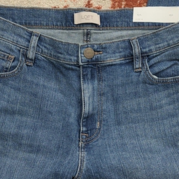 LOFT Jeans Boyfriend Distressed Denim Jeans size 6 NEW with Tags - Picture 8 of 11